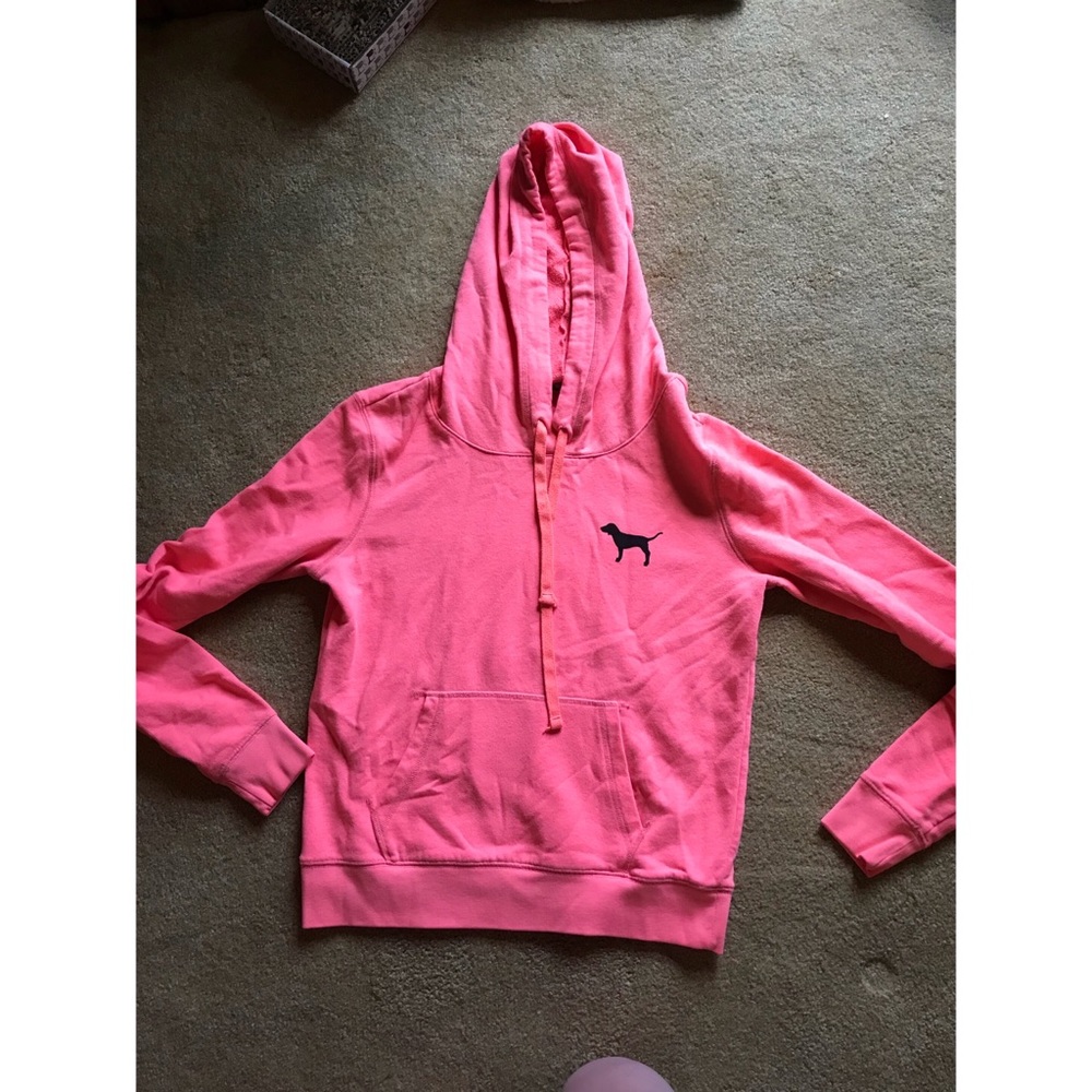 Small VS Hoodie